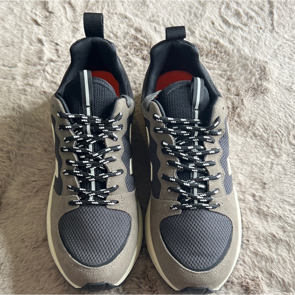 Veja Men’s Sneakers Venturi Alveomesh